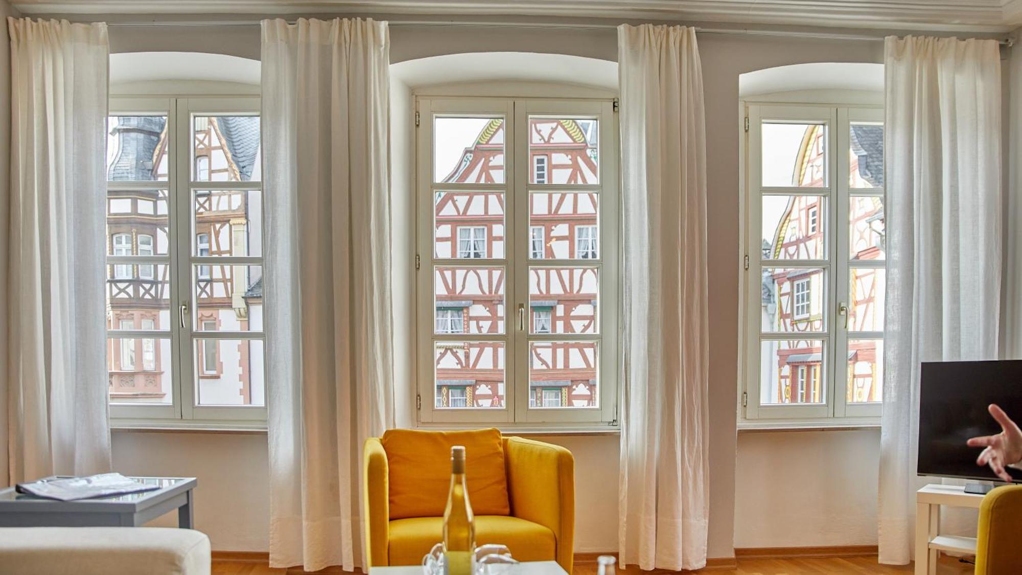Ferienwohnung Am Historischen Marktplatz Bernkastel-Kues Ngoại thất bức ảnh
